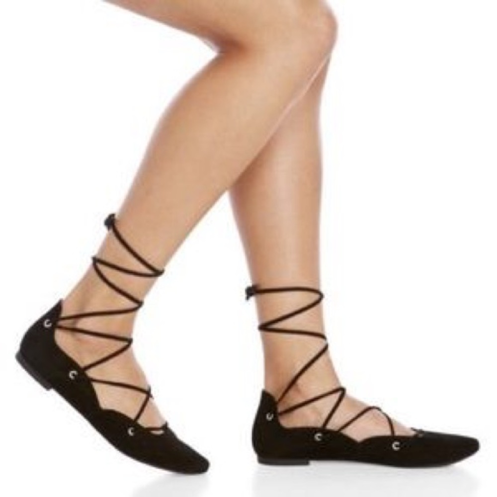 Nine West Ghillie Lace-up Flat - Black